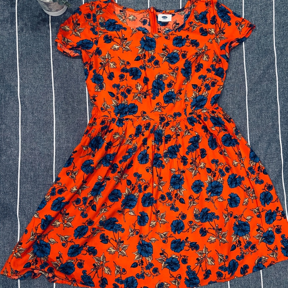 Old Navy floral dress